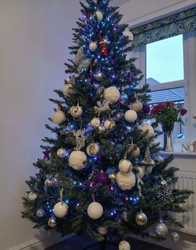 7ft saltzburg christmas tree - 7ft,