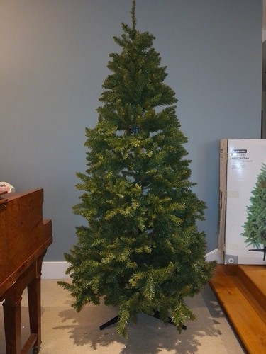 Artificial christmas tree 7ft - artificial,