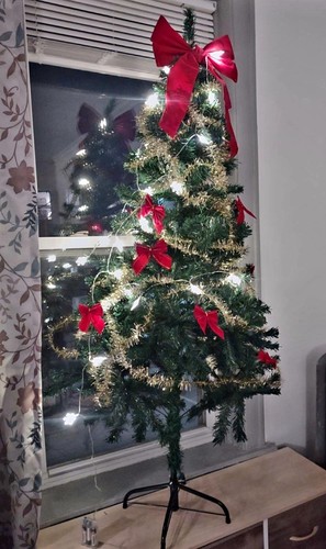 Christmas tree 5ft with - christmas, tree,