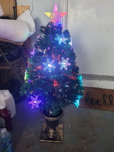 Christmas tree lighted - christmas, ft