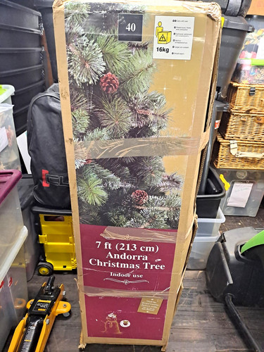 Artificial 7ft green - 7ft,